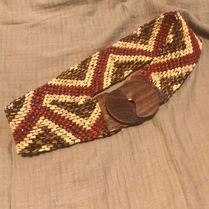 Multicolored waist belt